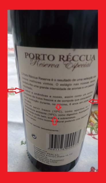 Um rótulo para azedar qualquer vinho