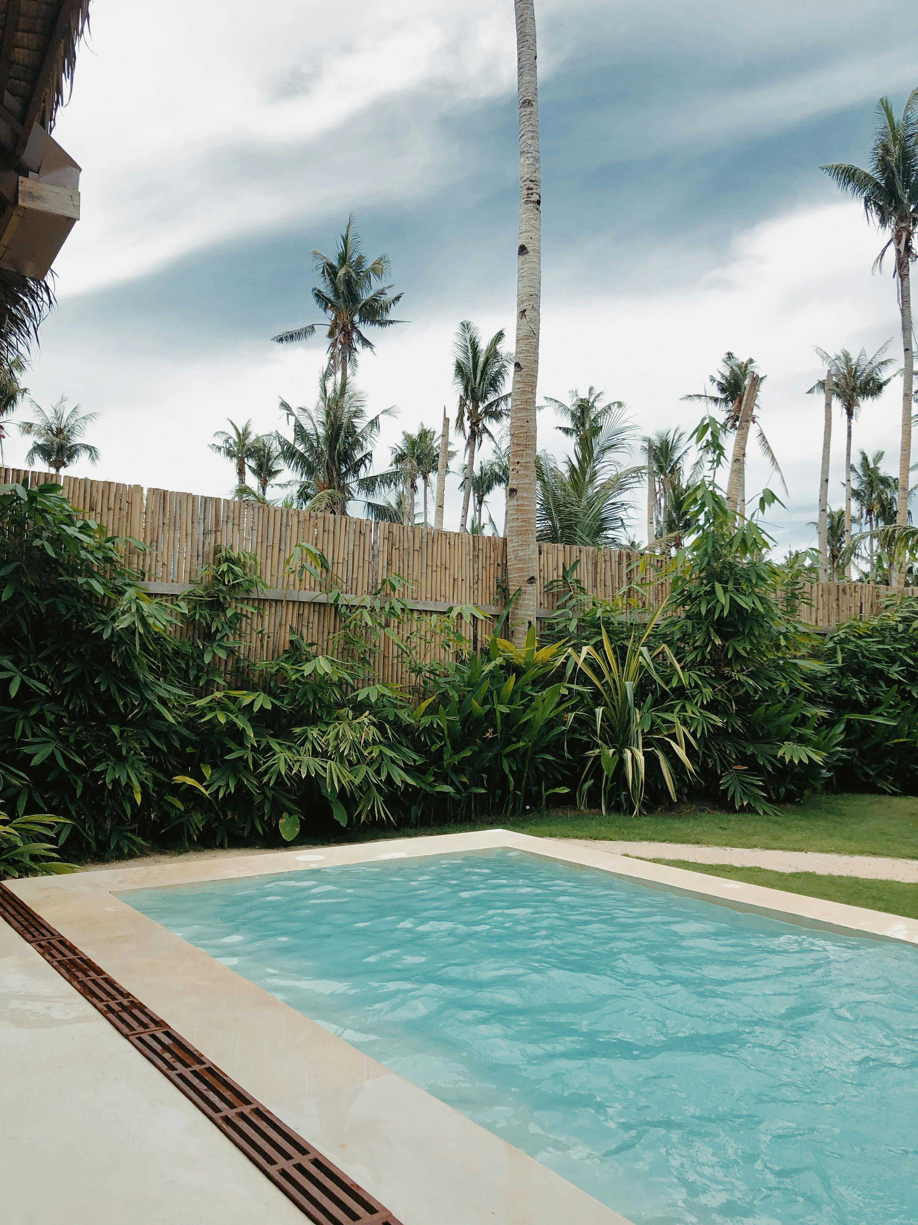 O caso de <i>piscinável</i>